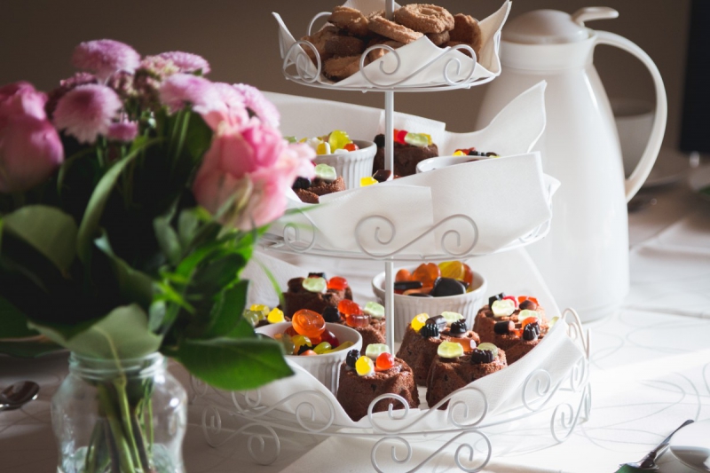 patisserie-LORGUES-min_pastries_dessert_cake_food_confectionery_chocolate_snack_restaurant-726323